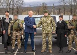 Вбудована мініатюра для Іще одна автівка для прикордонників. Родина ВАЦАК придбала для могилів- подільського загону джип