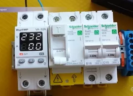 Вбудована мініатюра для 230 V замість 220 V. Україна перейшла на європейські стандарти  напруги.