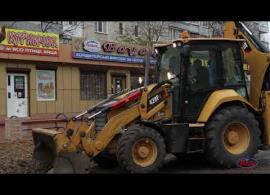 Вбудована мініатюра для Проспект Перемоги: погіршення погодніх умов не зупиняє роботи! Асфальтують другу смугу шляхового покриття.